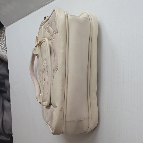 4/$30 Cream Coloured Patchwork Faux-Leather Purse - Medium Size - Picture 11 of 12